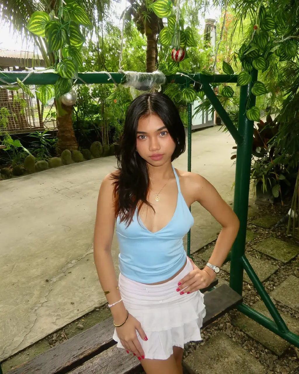 Ganto pala kasarap katawan ni klasmeyt pag hindi naka uniform (Part 1)