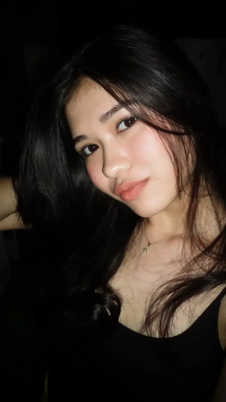 7643344.webp
