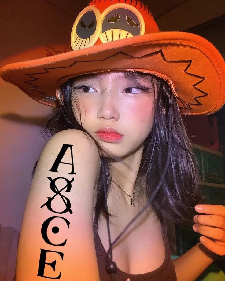 8f12b7f24083aa2d5cbfaa8e6d7e95bb.webp