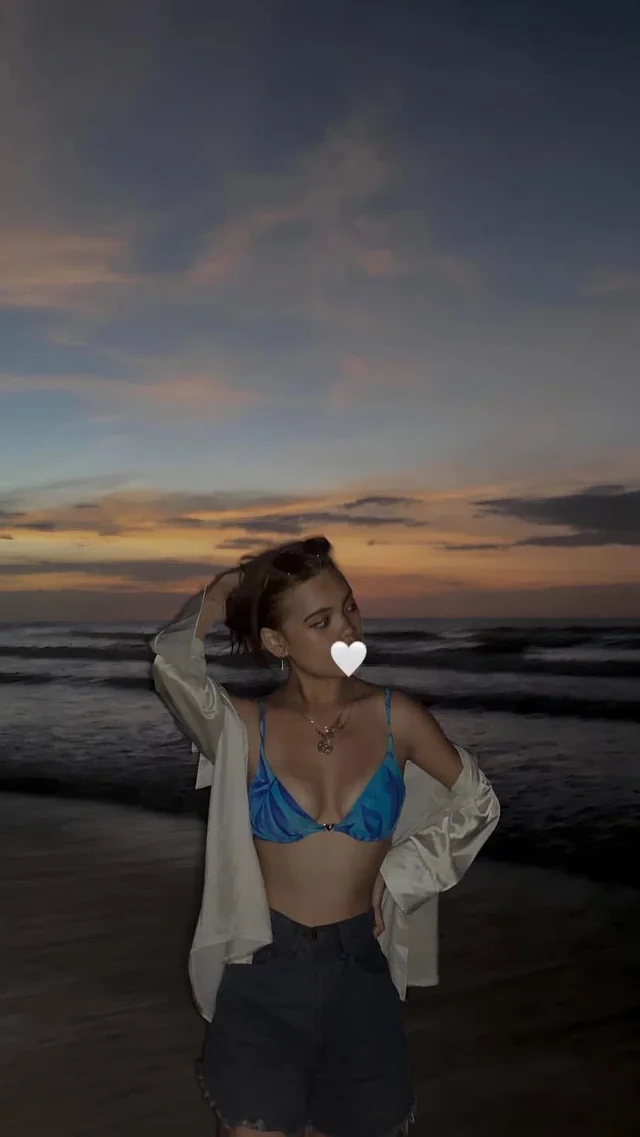 more-beach-photos-v0-s1p1r9aq3pje1.webp