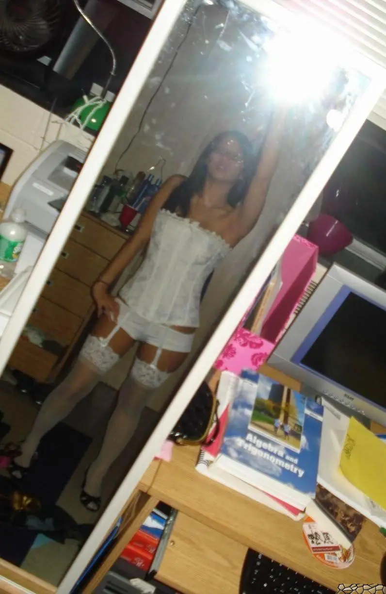 asiangirl-0013.webp