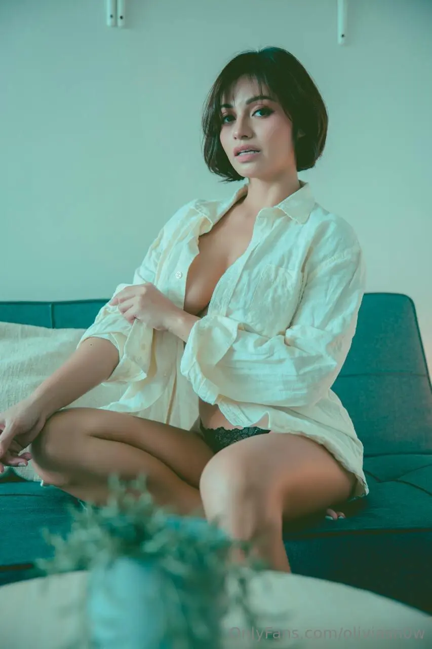 853x1280_b5af6025985eee1c73236aa2e6ffb813_r155.webp
