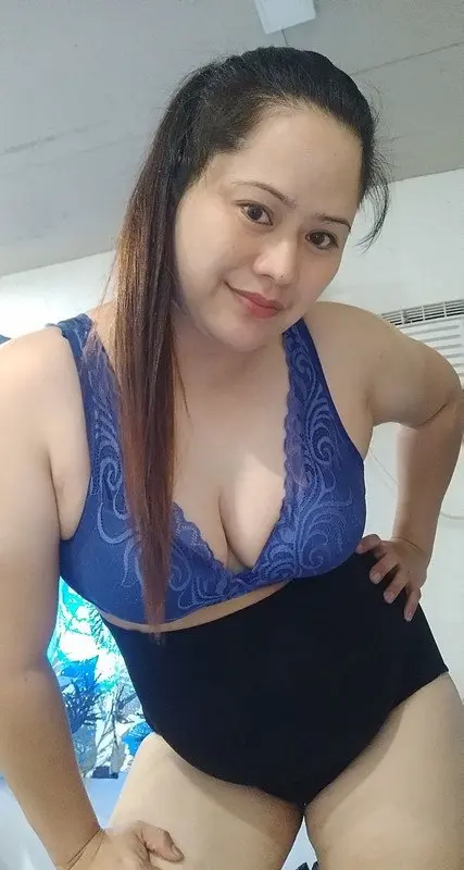 A sexy pinay wife _MNBM1jJh.webp