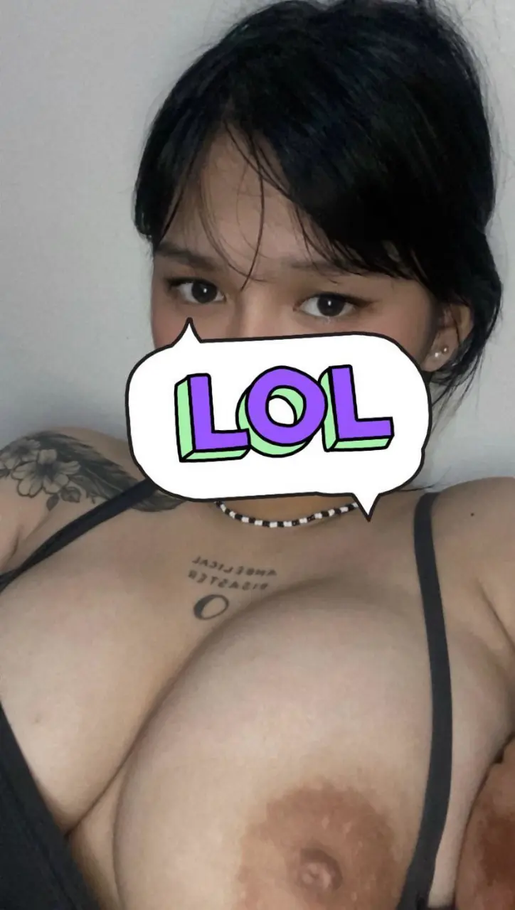 amateur-touch-me-f-cv3tlA.webp