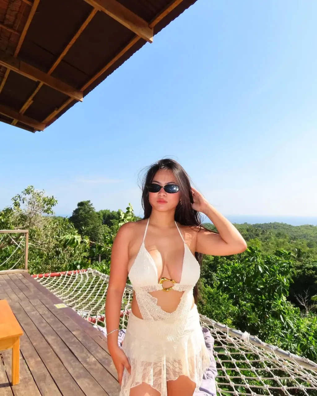 on island time 🐚🧘🏻_♀️🌊🌺 (4).webp