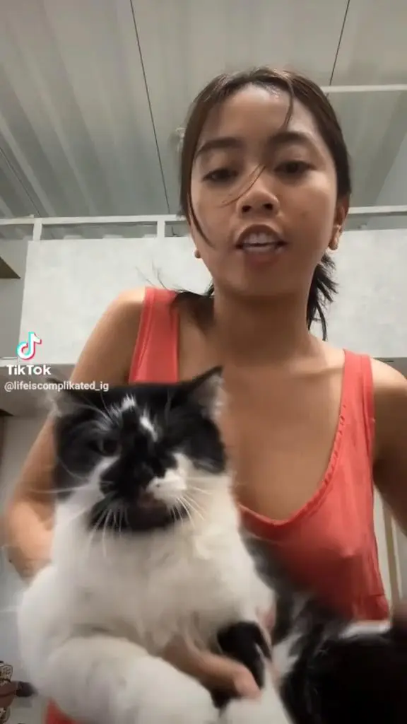 ****** nip slip.mp4_snapshot_00.17_[2025.08.11_12.06.59].webp