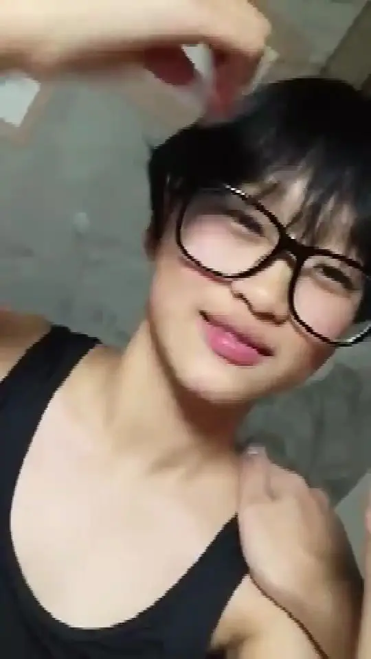 LINE_MOVIE_1516102491226.mp4_000074083.webp