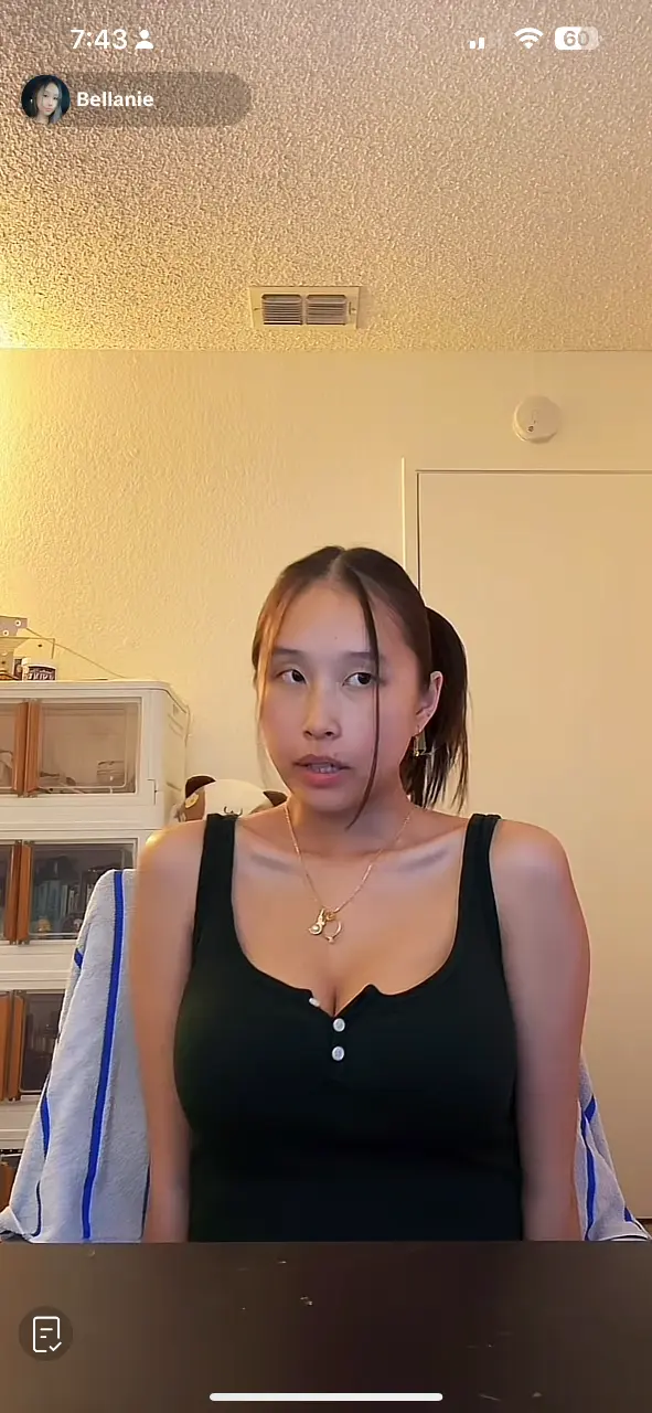 Chinita nag la live sa ******  malaki dede