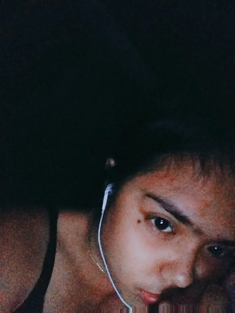DsDbmOoVYAAUwee.webp