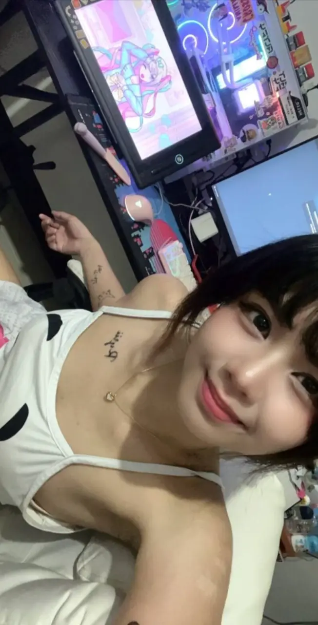 1000005222e9d7e6bfacc02008.webp