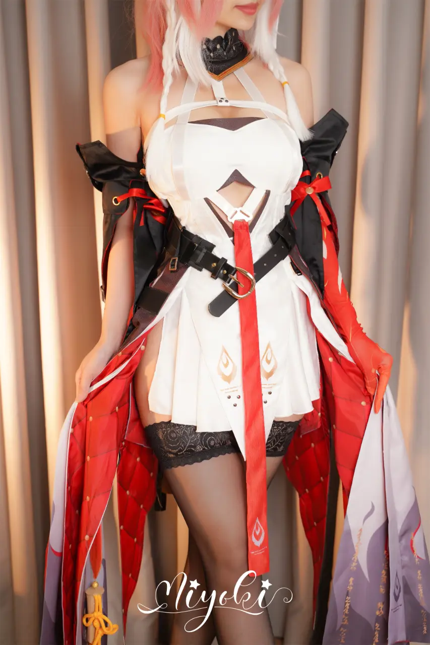 铃木美咲 (Misaki Suzuki) cosplay Changli - Wuthering Waves (7).webp