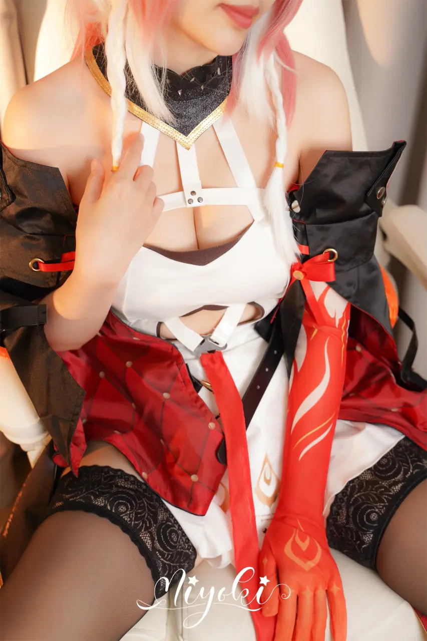 铃木美咲 (Misaki Suzuki) cosplay Changli - Wuthering Waves (30).webp