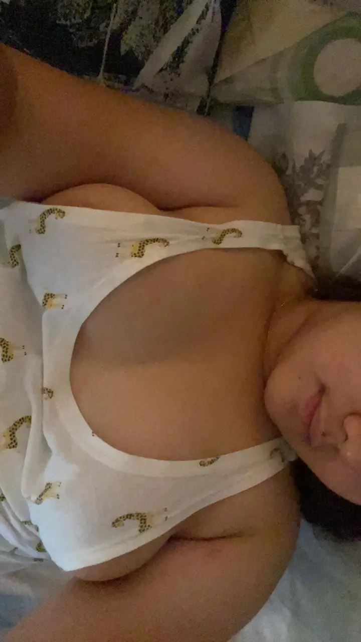 Ella-Chubby (2).webp