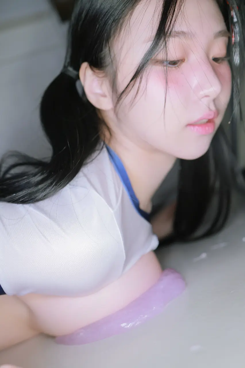 korea schoolgirl0032.webp