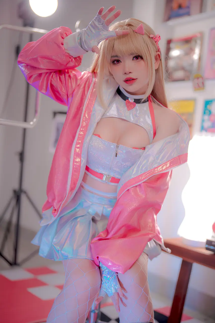 ZinieQ (ジニCosplayer) cosplay Viper - NIKKE (3).webp