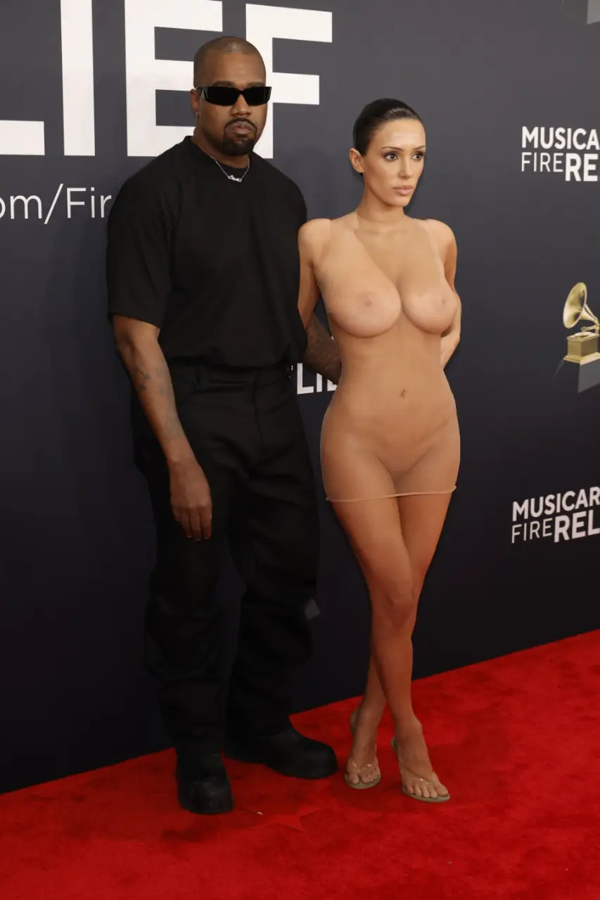 kanye-west-bianca-censori-2025-grammys-red-carpet-photos (1).webp