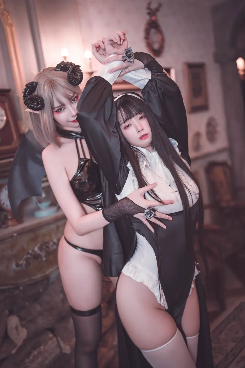 落落Raku (rakuraku166) - Nun and Devil (7).webp
