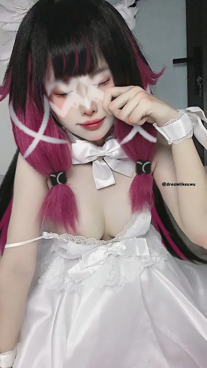DreamlikeUwU cosplay Columbina - Genshin Impact (7).webp