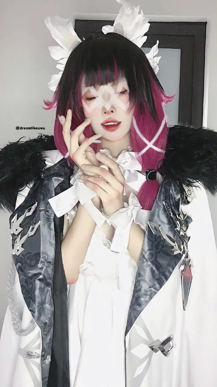 DreamlikeUwU cosplay Columbina - Genshin Impact (29).webp
