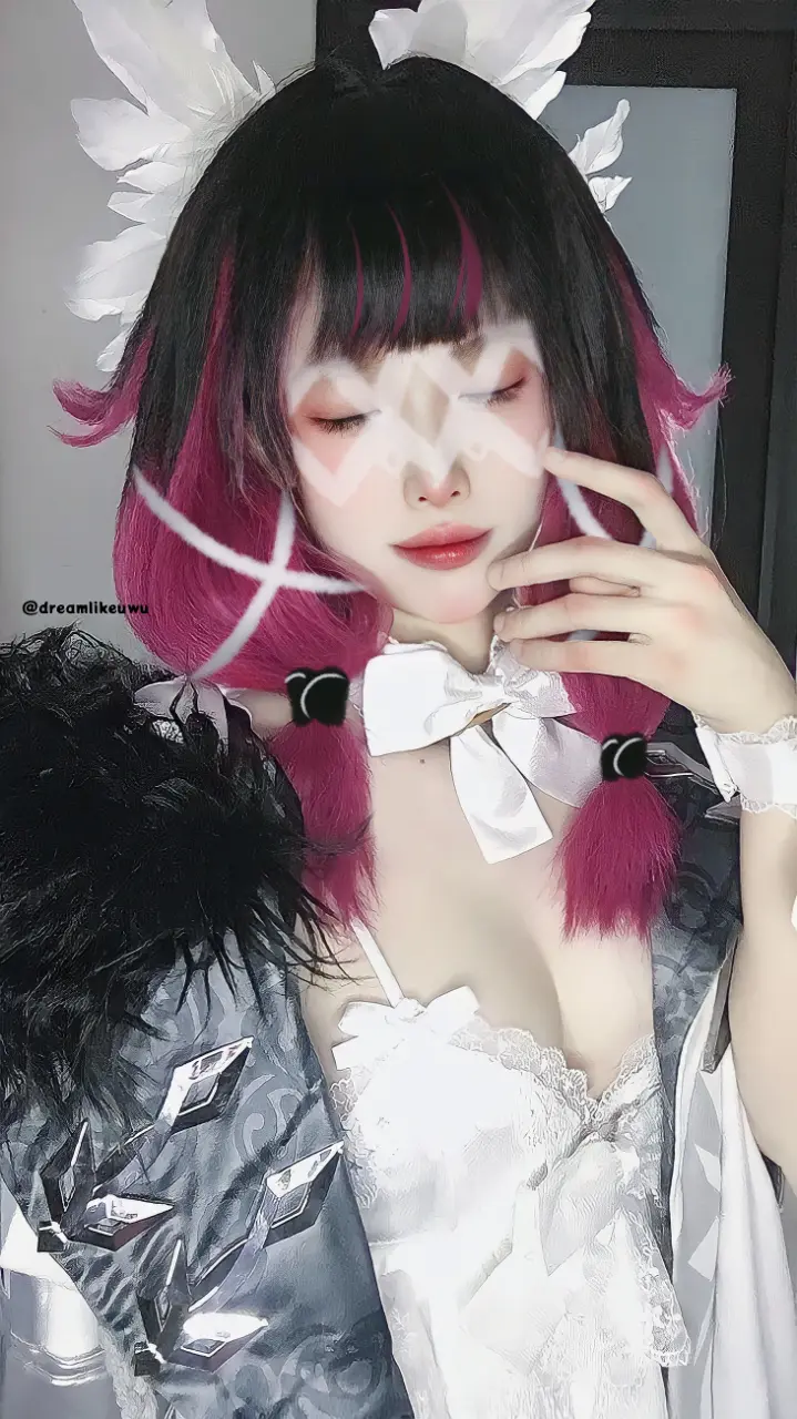 DreamlikeUwU cosplay Columbina - Genshin Impact (30).webp