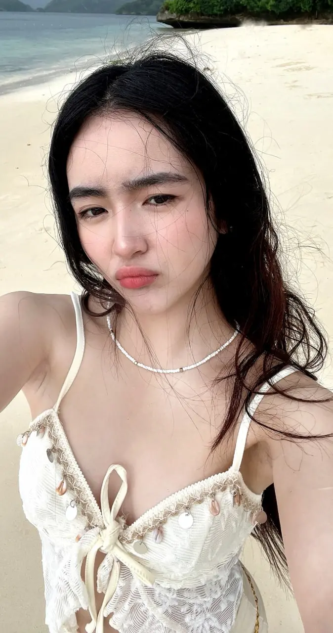 Andimainee - MahinangNilalang (1).webp