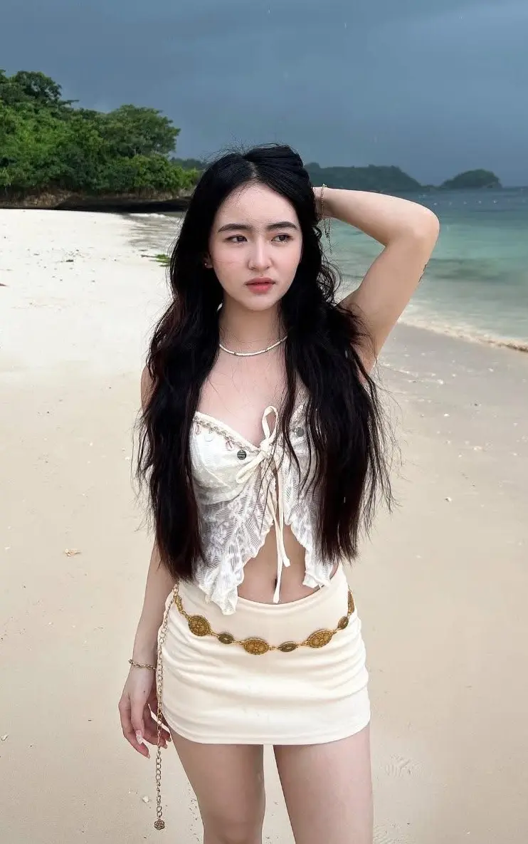 Andimainee - MahinangNilalang (10).webp