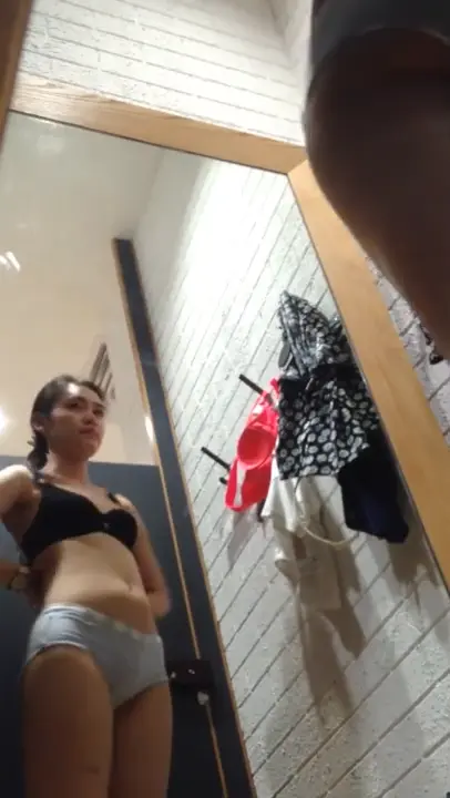 videoframe_37734.webp