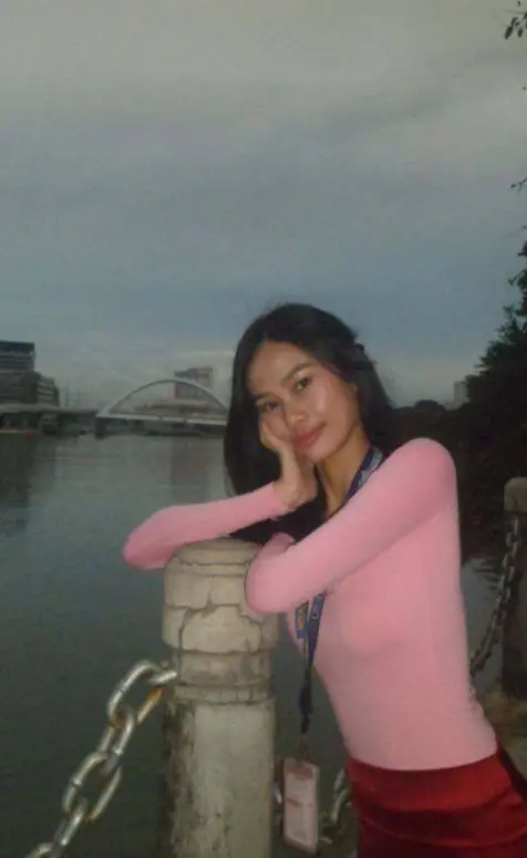 1759585636650.webp