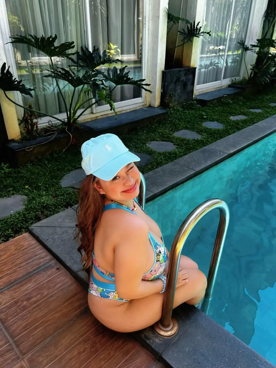 Starbsbaby new bikini cocomegalodon post