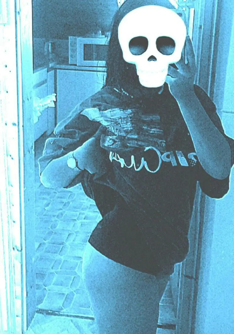 1760375599811.webp