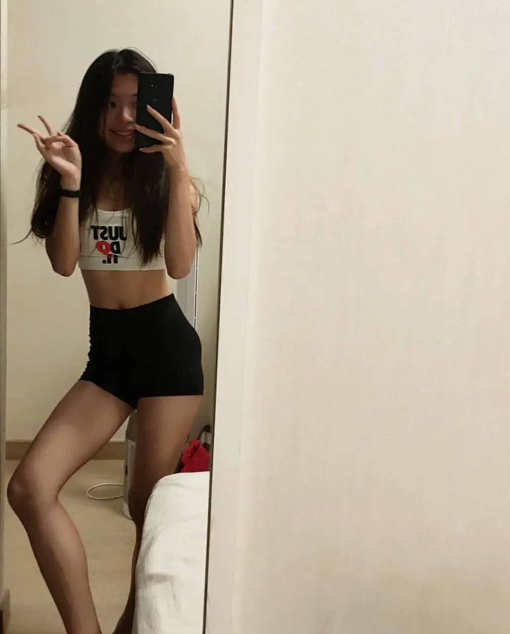 tumblr_2d6a306410004b68ed99bc70ae4b5d37_4fadd547_1280.webp