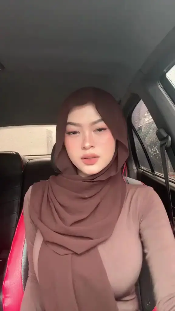 VideoCapture_20251015-213603.webp