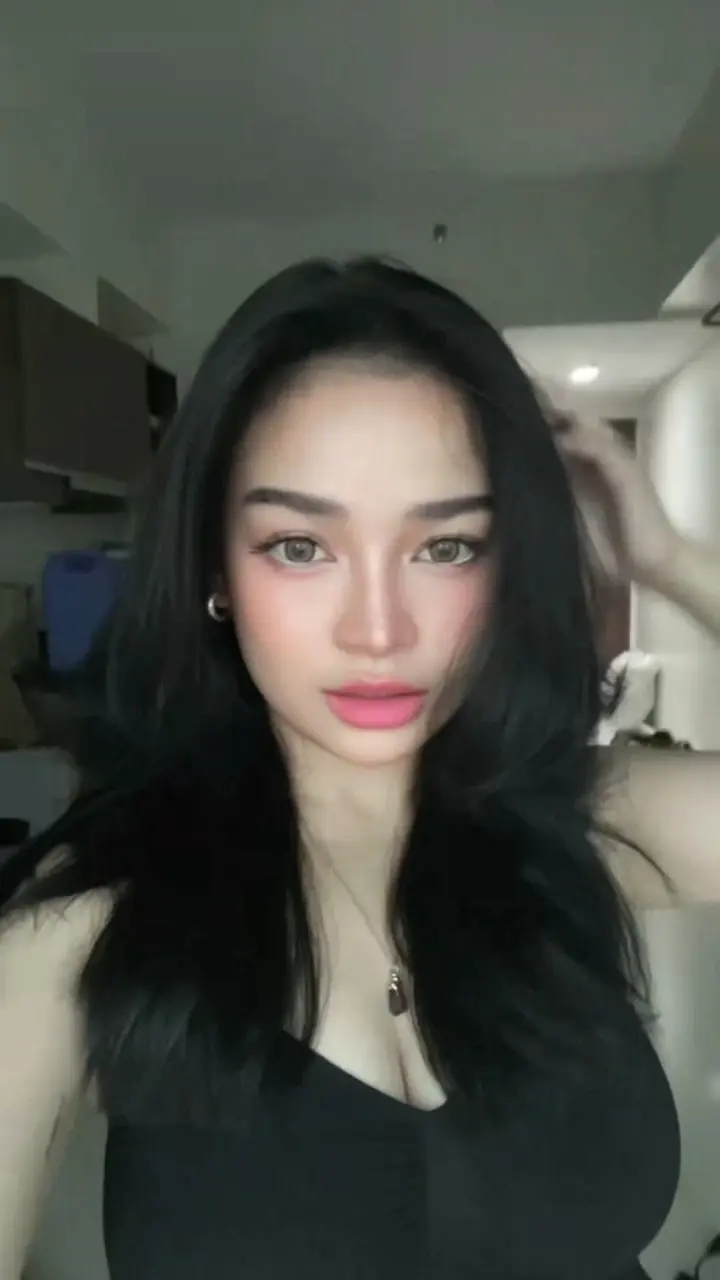 VideoCapture_20251015-222117.webp