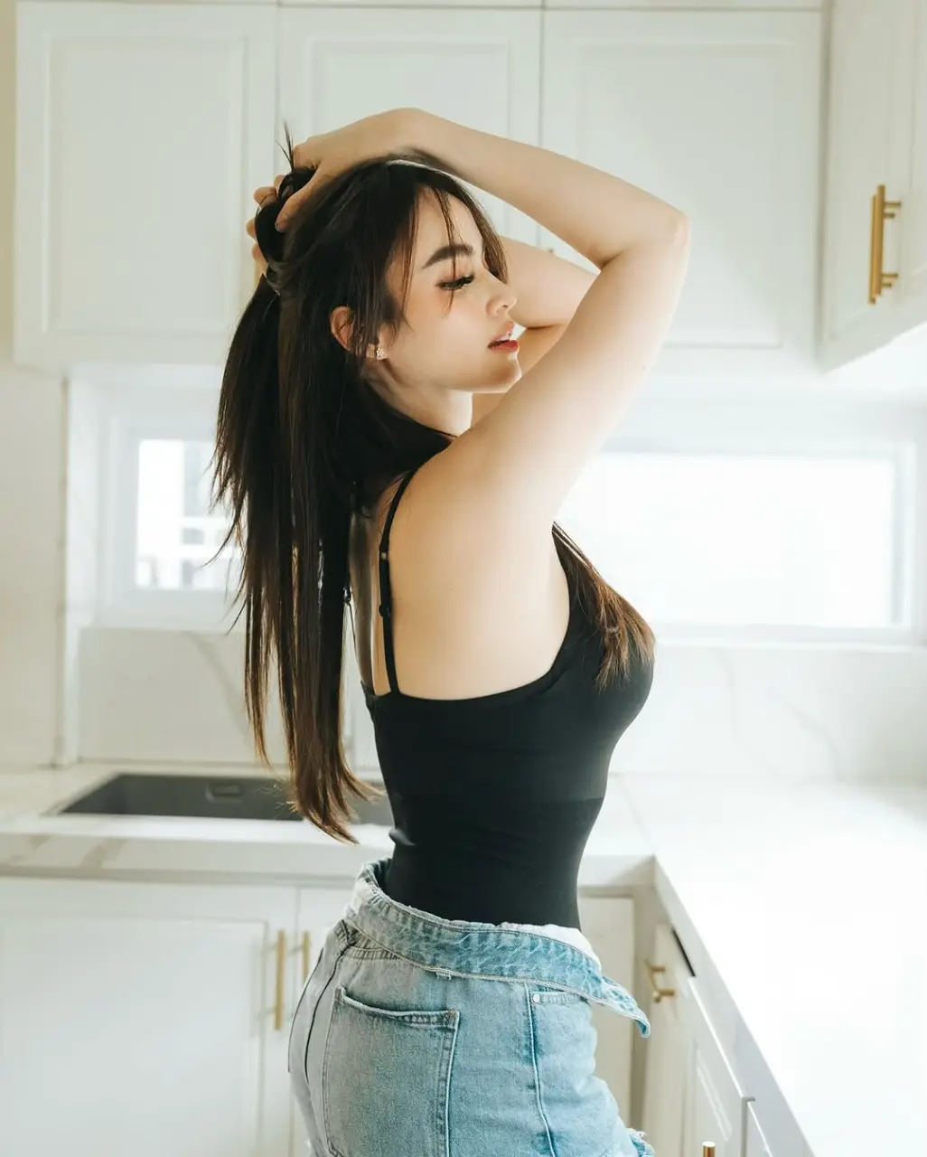 kimdomingo__2a638c40cae24054b6c11c2cdc45f24d.webp