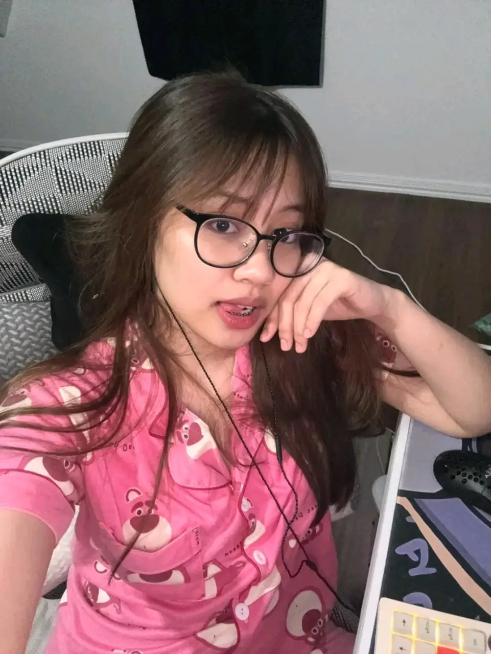 1760922366861.webp