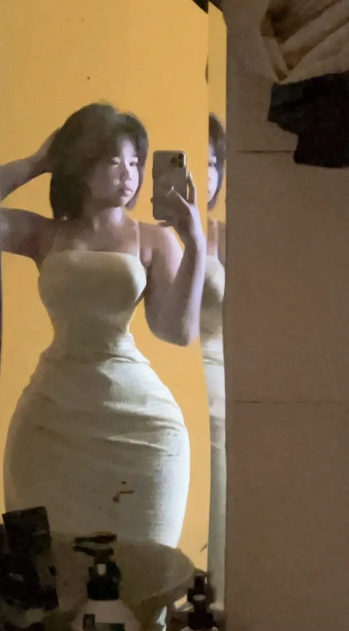 Big ass big boobs baddie