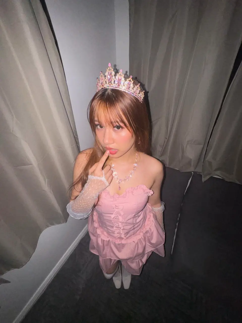 Niebosyllania na super solid