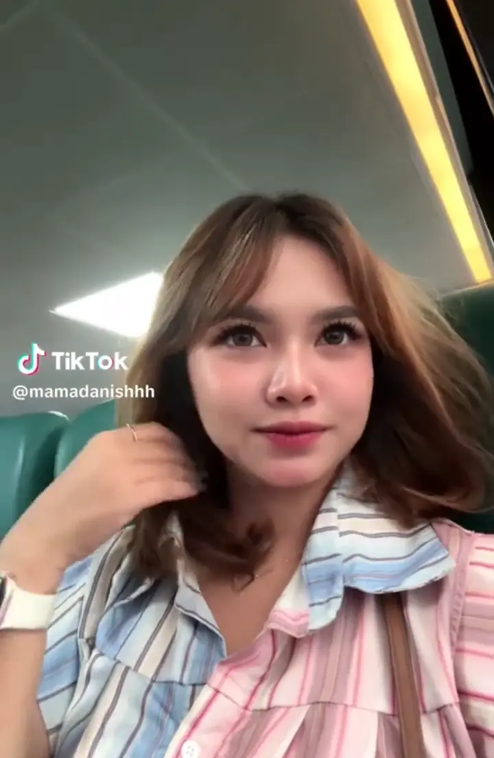 vlcsnap-2025-11-04-01h14m35s861.webp