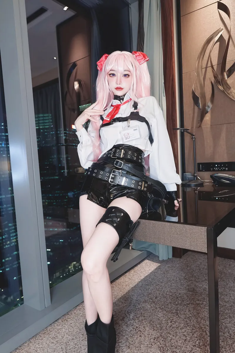 Rikachan_cosplay_Yuni_NIKKE_1.webp