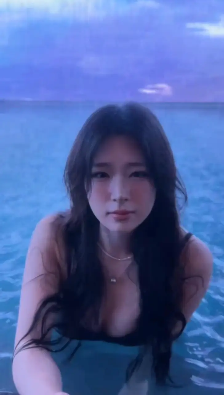 Screenshot_2025-11-05-19-03-02-063_com.miui.videoplayer-edit.webp