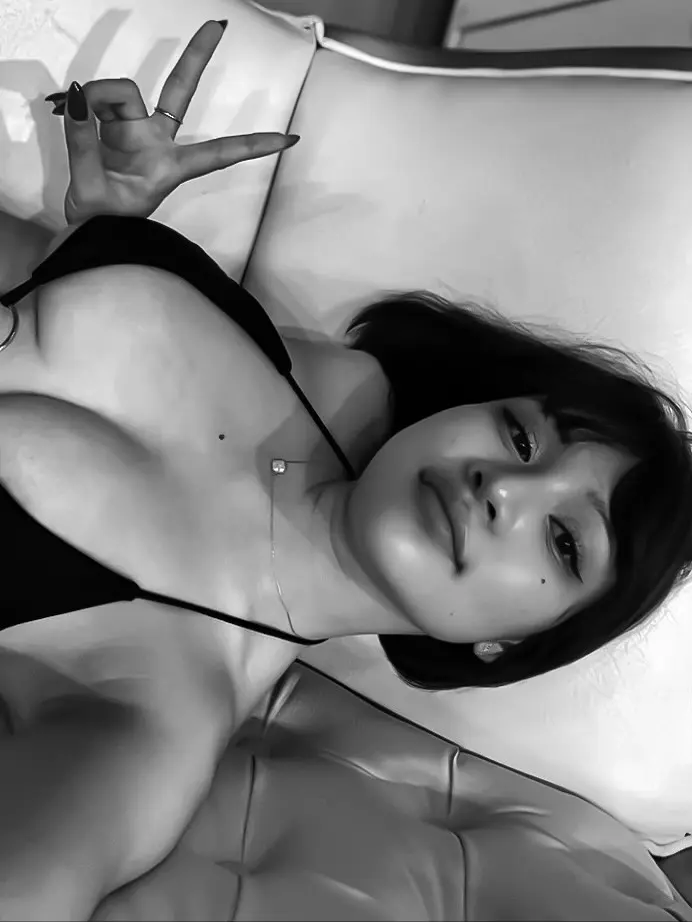 IG Crush 1 (Non-Nude)