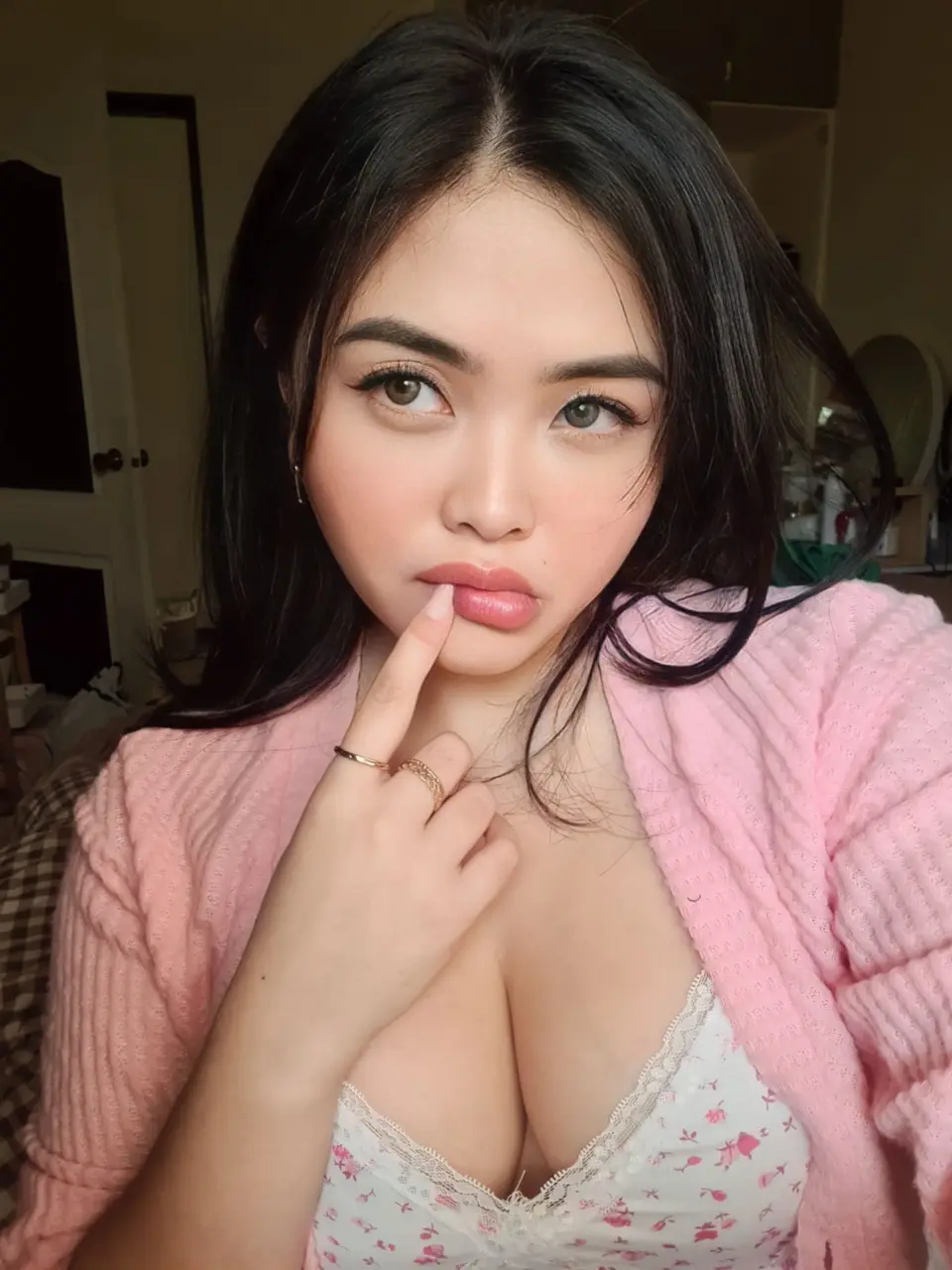 7242e5ad-c28d-49b2-991f-d5a6ec2fcd52.webp