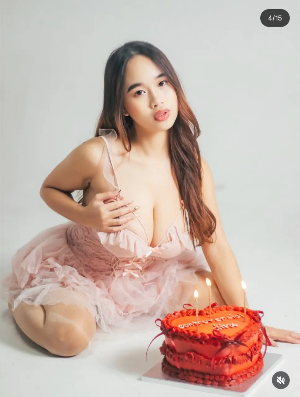 Ang sarap mo Thea! (almost nipslip)