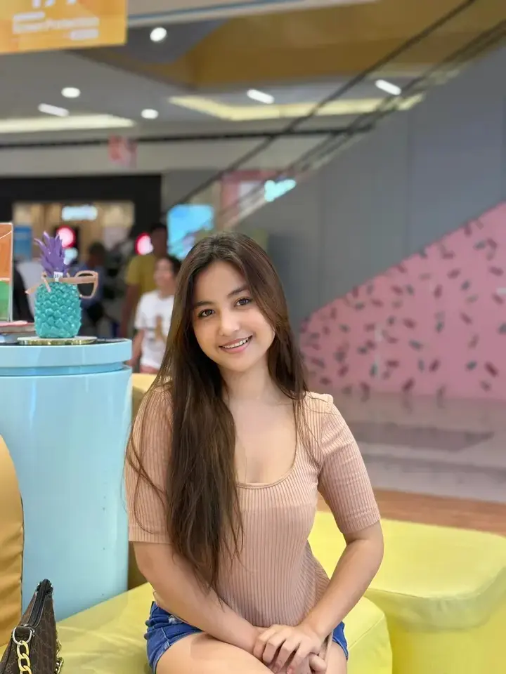 1762613528215.webp