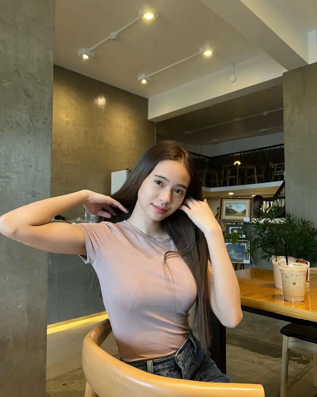 490135188_1210681171062900_4288011630035180327_n.webp