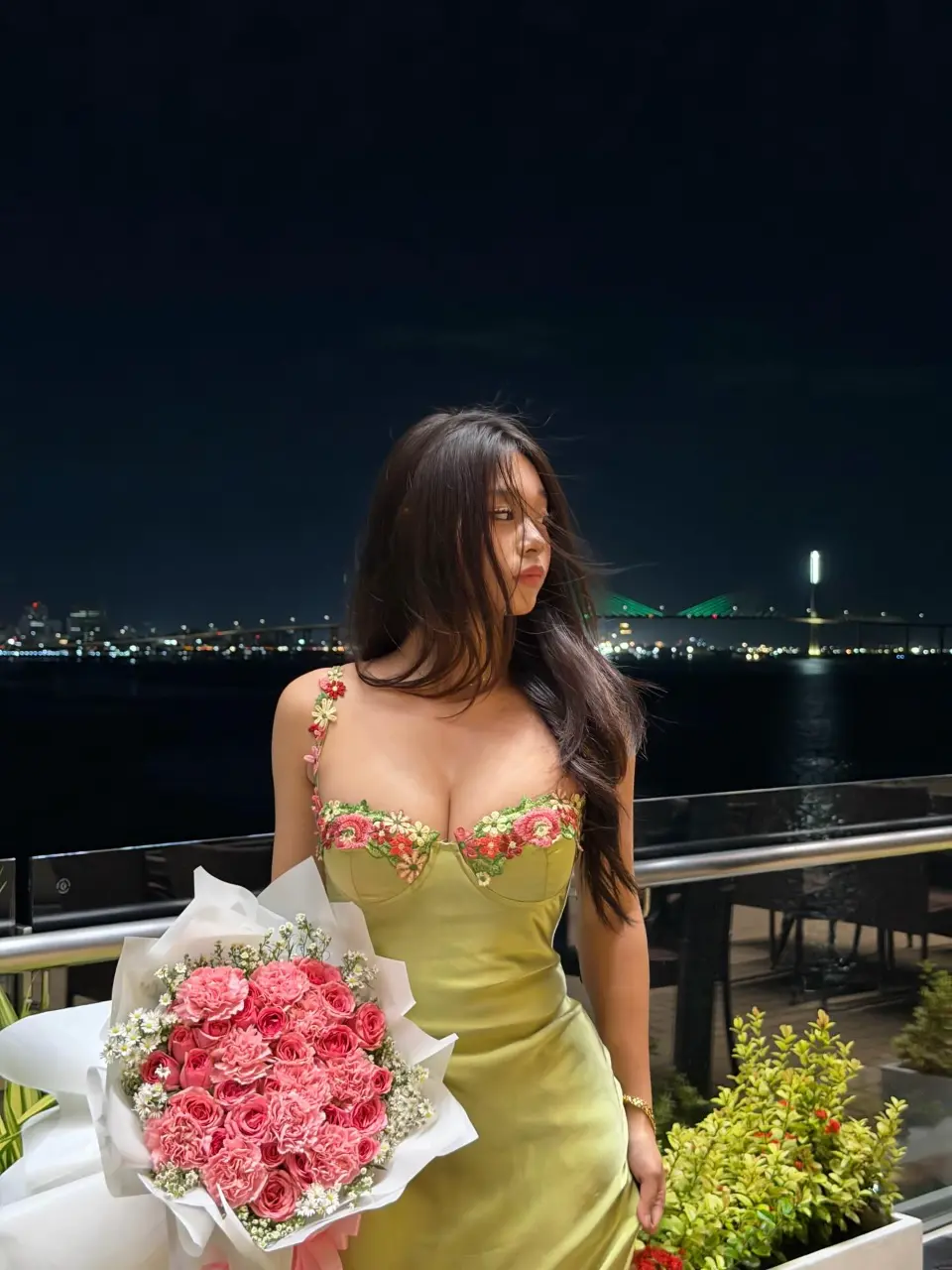 chellianehara_1763848647638.webp