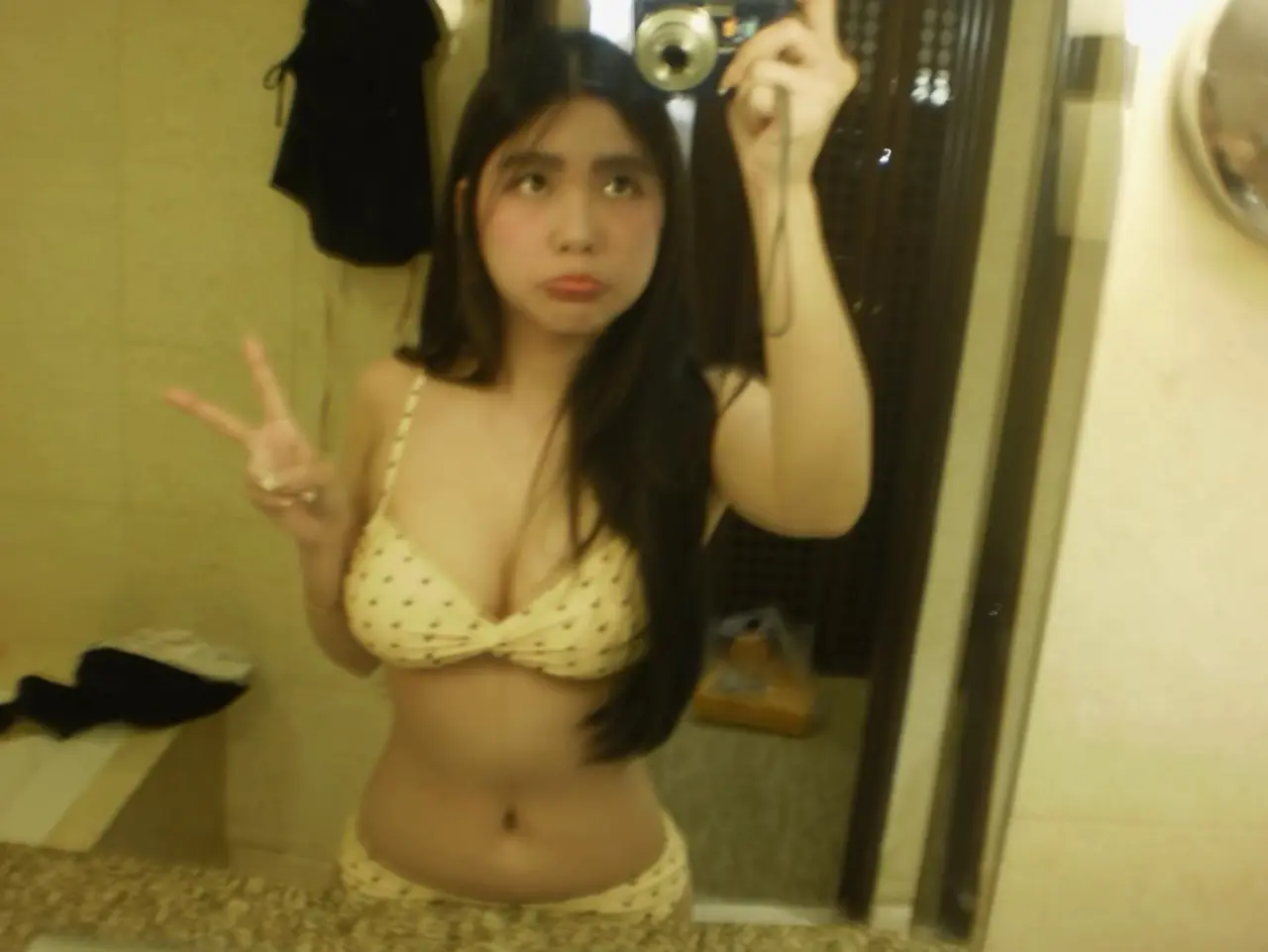 SnapTik-dot-Kim-29dfde839d2ad4c99c56937172a069f1.webp