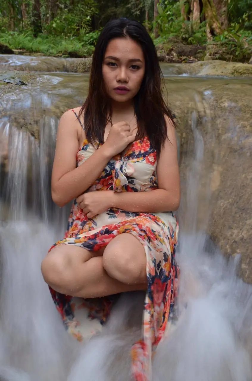 Photoshoot lang po pero nag hubo