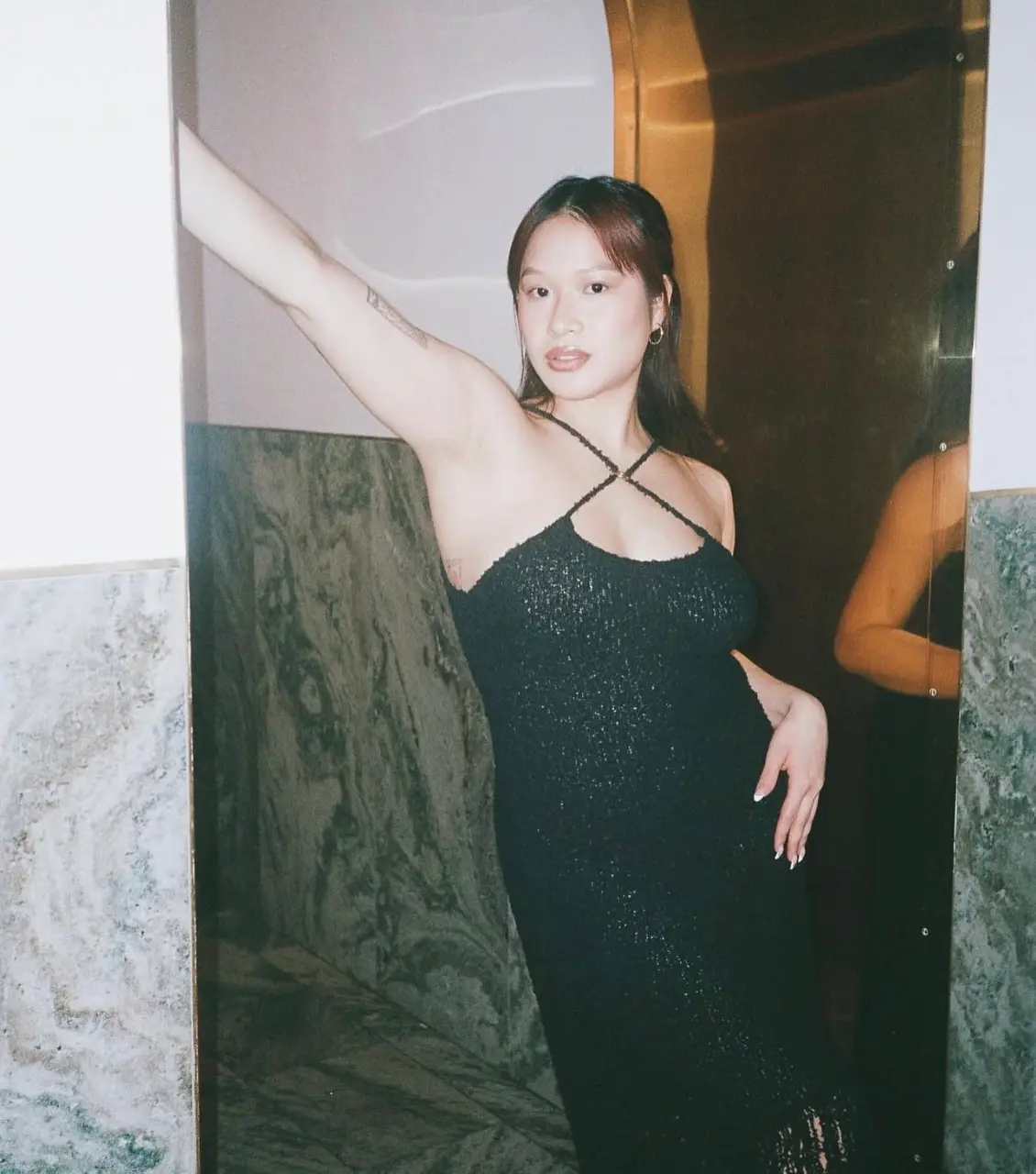 Imported Chinita na may shiny secret