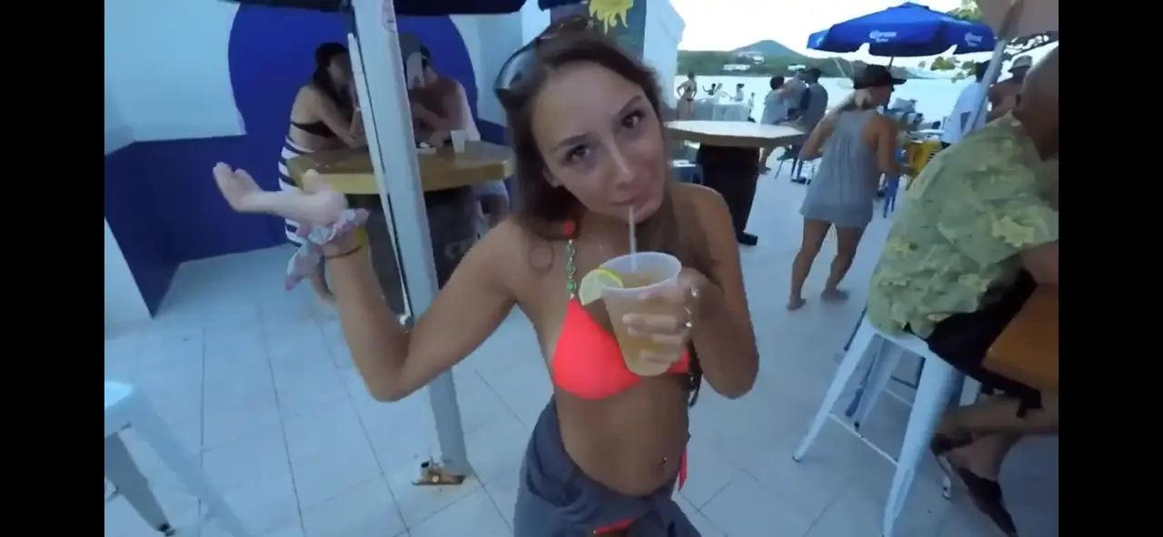 Screenshot_20251208_000754_Video Player.webp